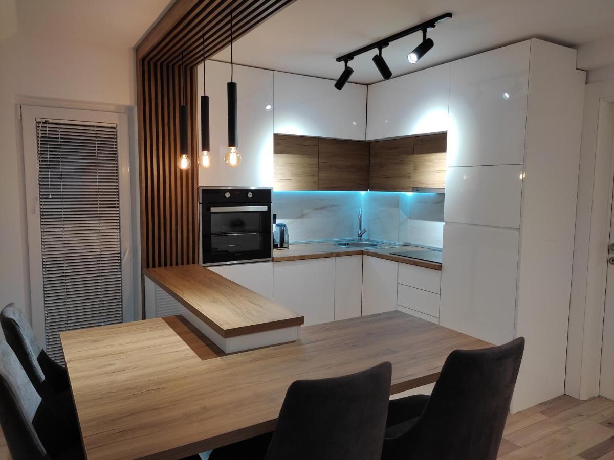 Sky Luxury Apartment Arandjelovac Ngoại thất bức ảnh