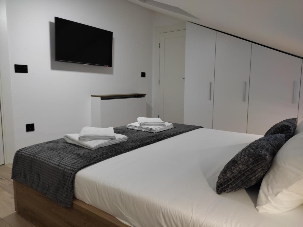 Sky Luxury Apartment Arandjelovac Ngoại thất bức ảnh