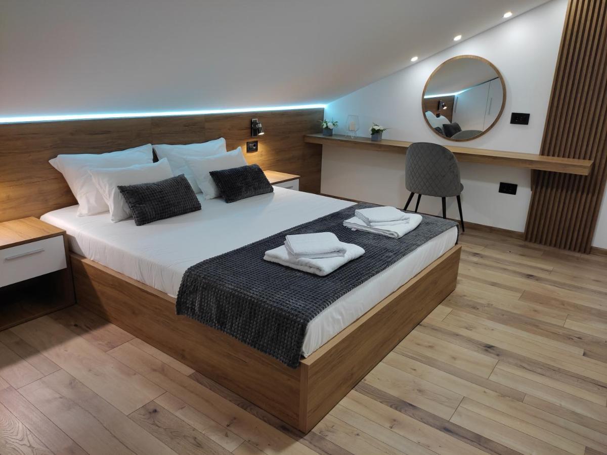 Sky Luxury Apartment Arandjelovac Ngoại thất bức ảnh