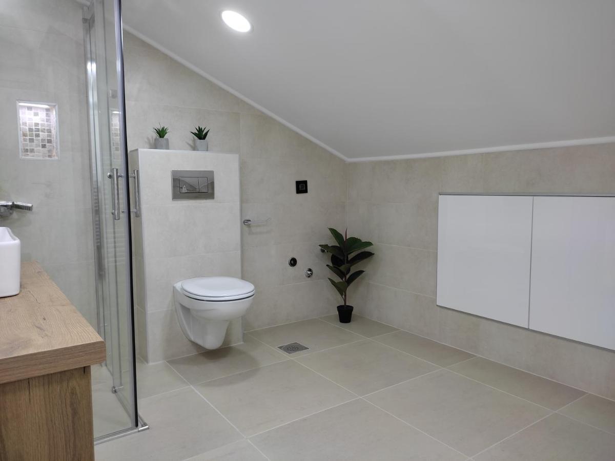 Sky Luxury Apartment Arandjelovac Ngoại thất bức ảnh